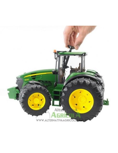 Tractor de juguete JOHN DEERE 7930 con ruedas gemelas escala 1:16