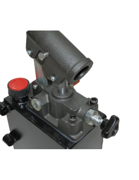 Bomba Hidraulica manual 25cc simple efecto con depósito de 3 litros