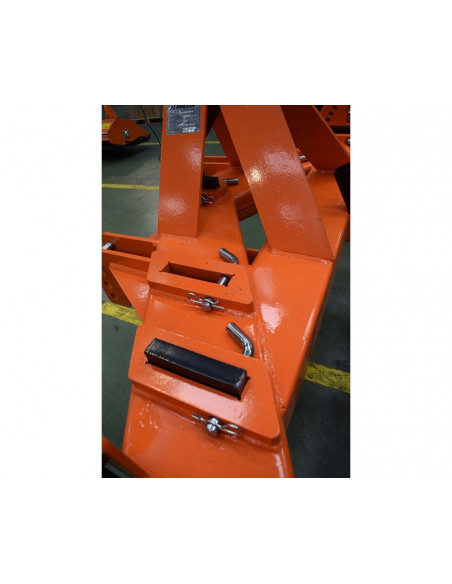 Subsolador en V 2 brazos