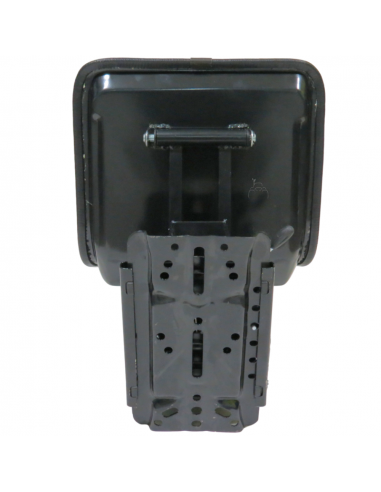 Asiento negro con respaldo abatible hacia delánte