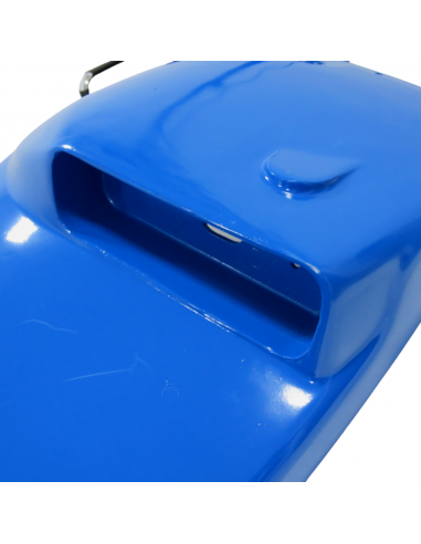 Guardabarros trasero derecho tractor New Holland