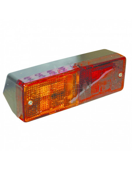 Luz trasera izquierda con luz de matricula