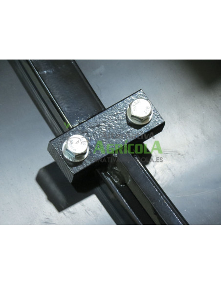 Juego de Guardabarros universales delanteros con sistema pivotante para tractor